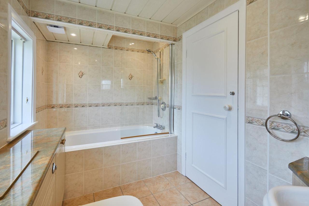 Host & Stay - White Lodge Scalby  Extérieur photo